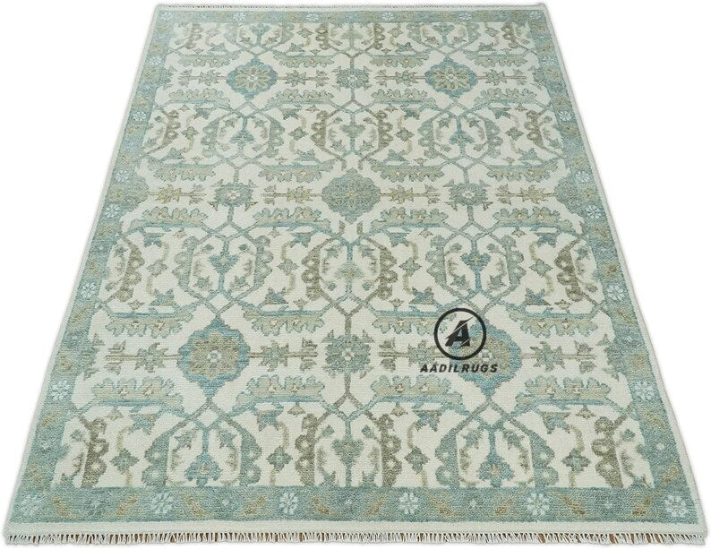 Vintage-Style Turkish Wool Carpet- Bohemian Beige Oushak Home Decor large area rug